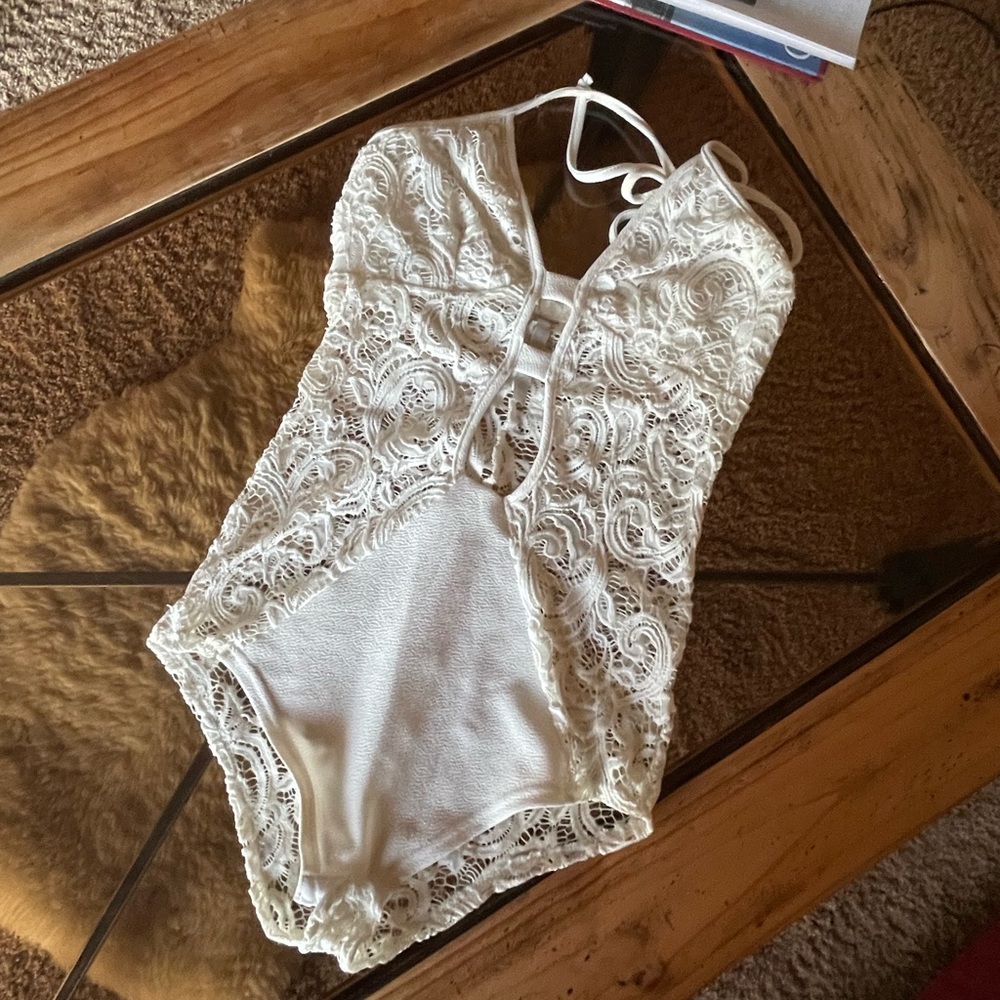 One piece bathing suit